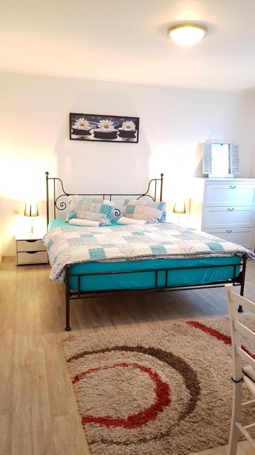 Dum V Podzamci Apartment Melnik Bagian luar foto