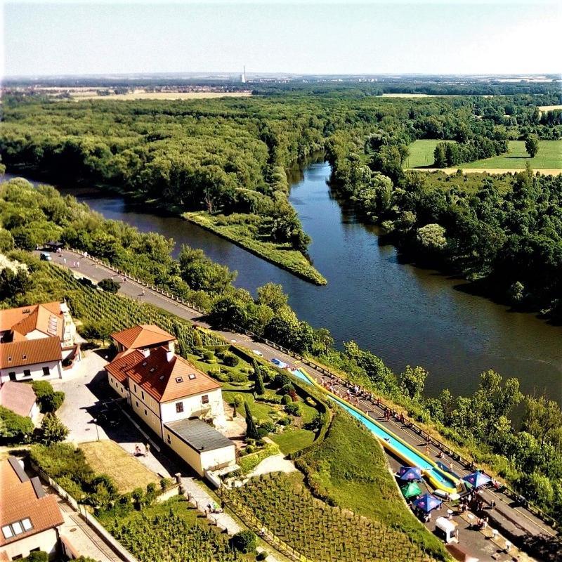 Dum V Podzamci Apartment Melnik Bagian luar foto