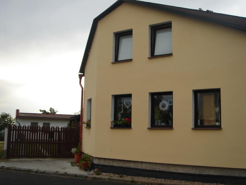 Dum V Podzamci Apartment Melnik Bagian luar foto