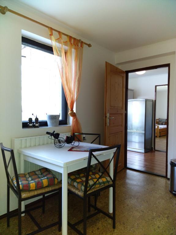 Dum V Podzamci Apartment Melnik Bagian luar foto
