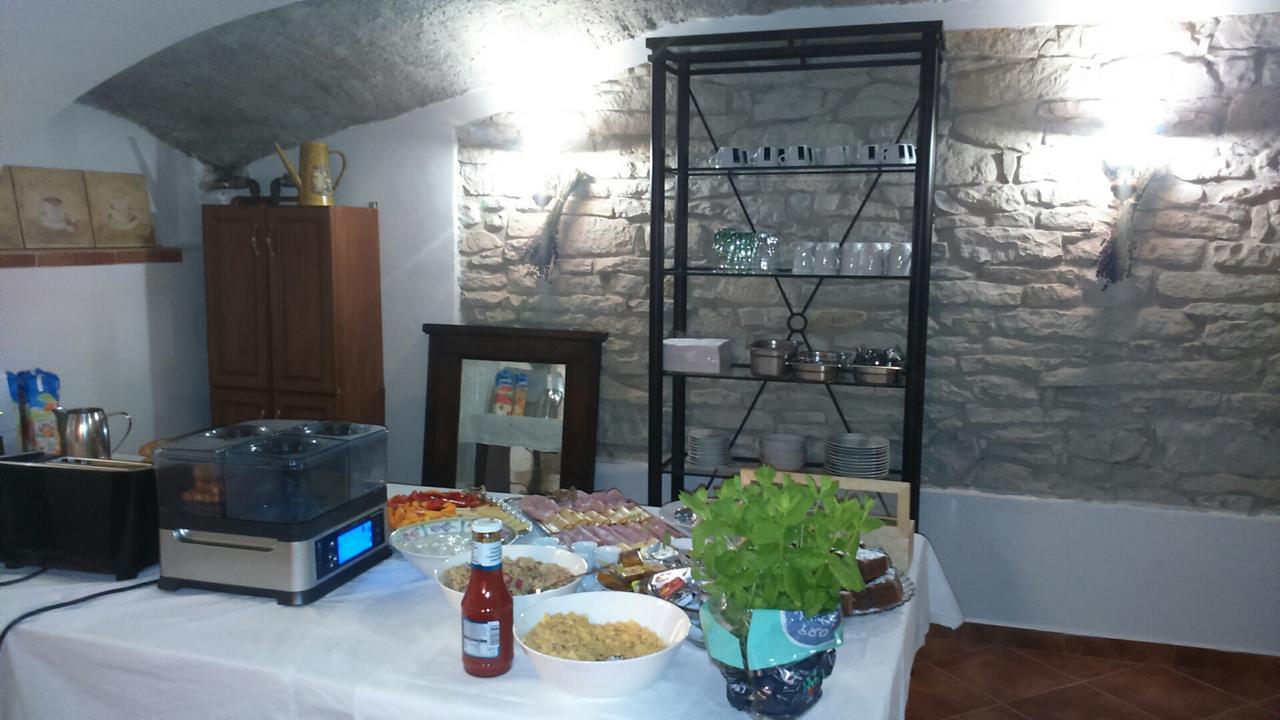 Dum V Podzamci Apartment Melnik Bagian luar foto